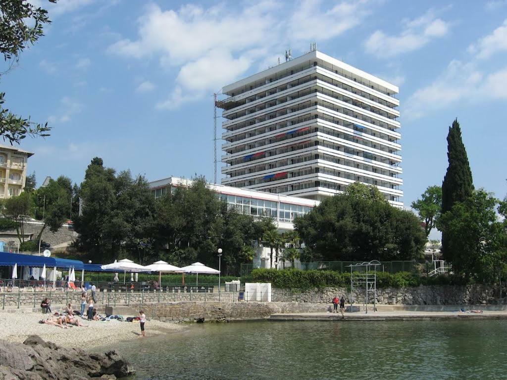 Studio Apartment Antonija Opatija Eksteriør billede